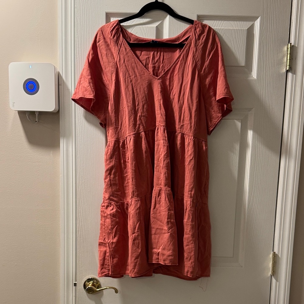 Old Navy Coral Crewneck Top